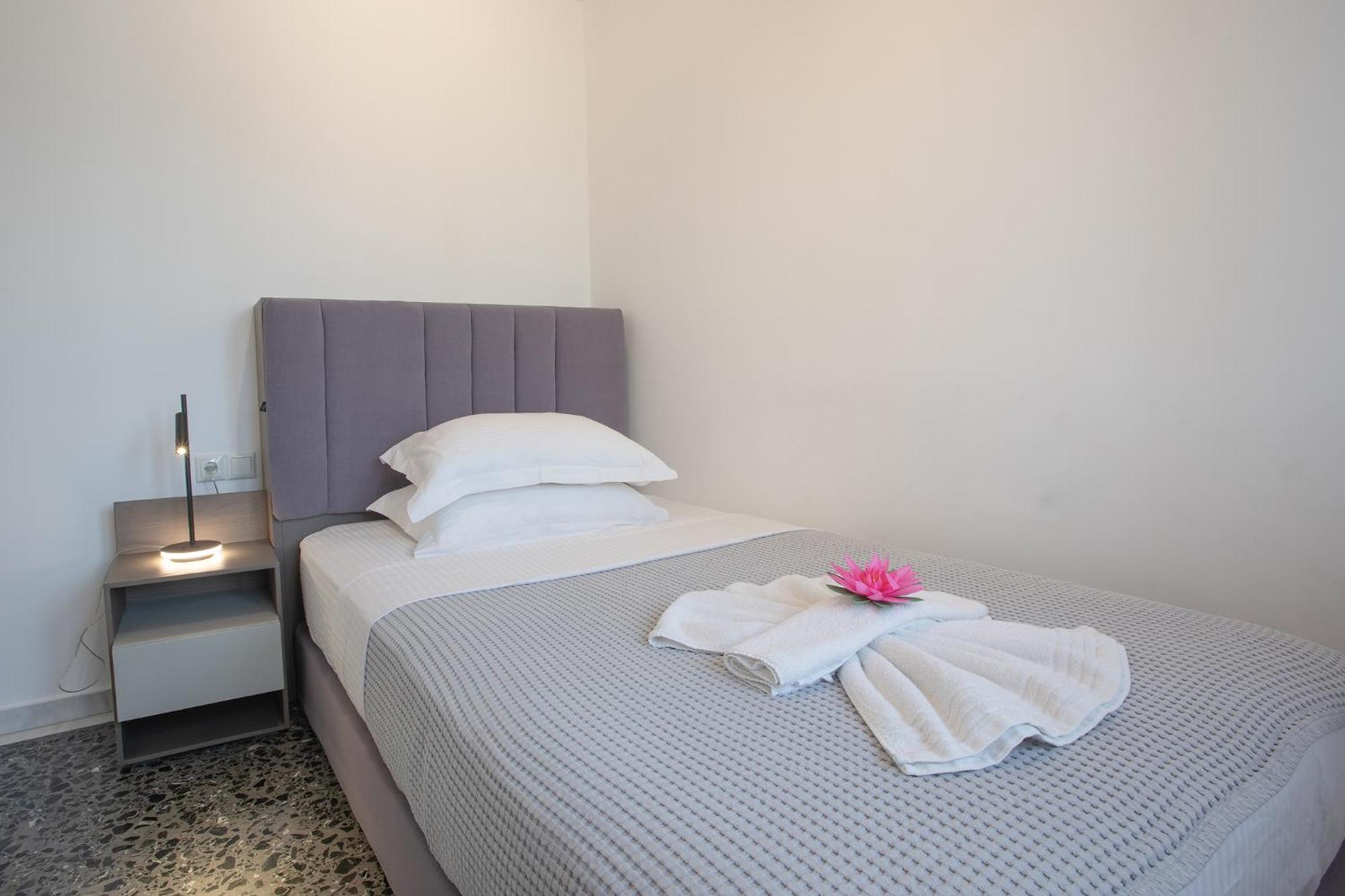 Aonia Luxurious Modern Boutique Apartments Chalkida Bagian luar foto