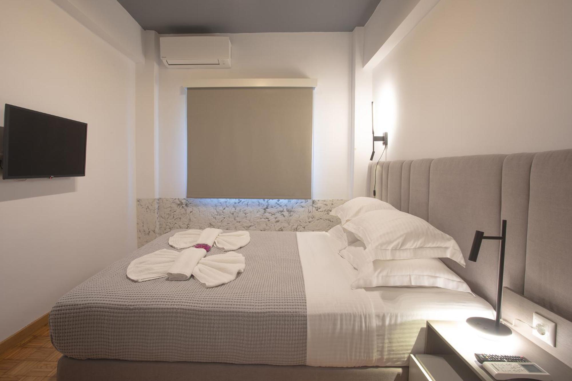 Aonia Luxurious Modern Boutique Apartments Chalkida Bagian luar foto